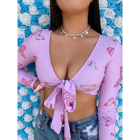 NWT Pink Barbiecore Butterfly Crop Tie Front Top Long Sleeve Size Medium New - Picture 1 of 10